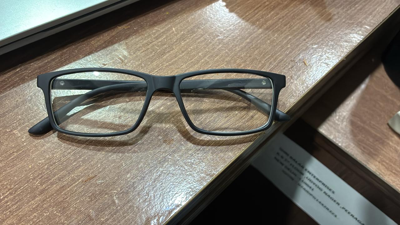 9576